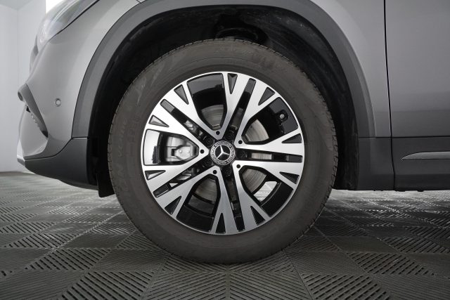 MERCEDES-BENZ CLA usata 14