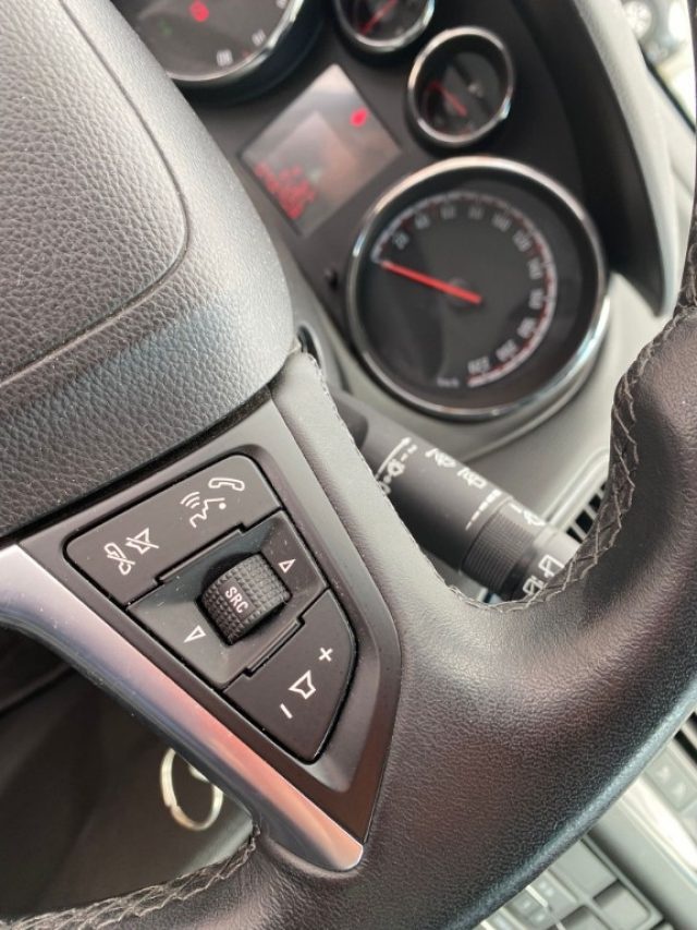 OPEL Meriva usata, con Cruise Control