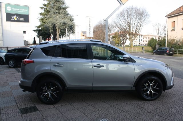 TOYOTA RAV 4 MY23 usata, con Climatizzatore