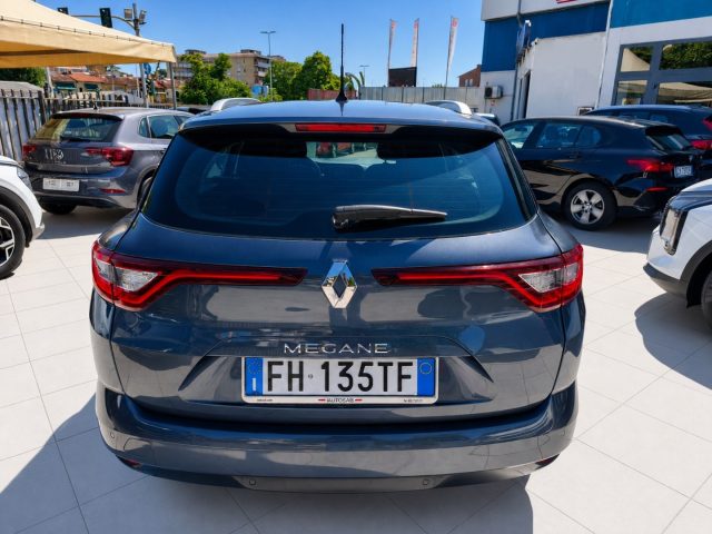RENAULT Megane usata, con Alzacristalli elettrici