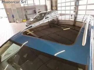 VOLKSWAGEN Touran usata, con Servosterzo