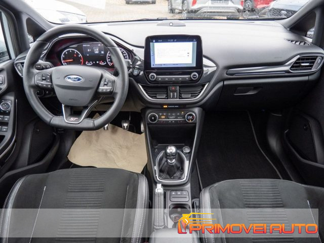 FORD Fiesta usata, con ABS
