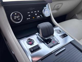 JAGUAR F-Pace usata, con Boardcomputer