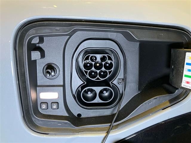 RENAULT Megane usata 8