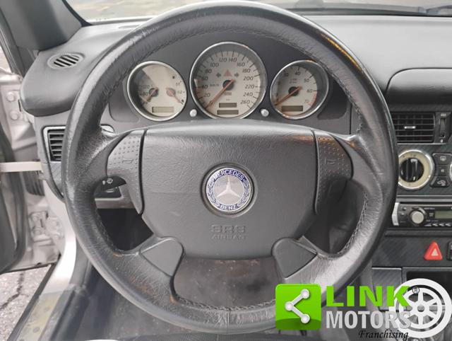 MERCEDES-BENZ SLK 200 usata, con Volante in pelle