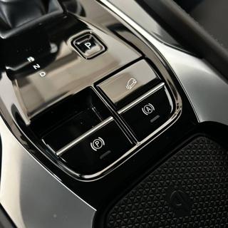 MG HS usata, con Portellone posteriore elettrico