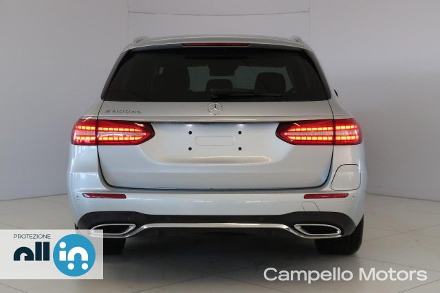 MERCEDES-BENZ E 300 usata 3