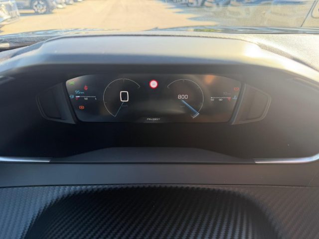 PEUGEOT 2008 usata, con Autoradio digitale