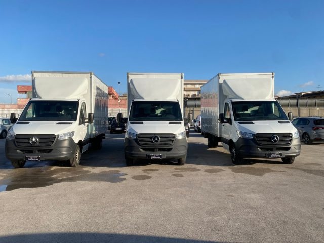 MERCEDES-BENZ usata 3