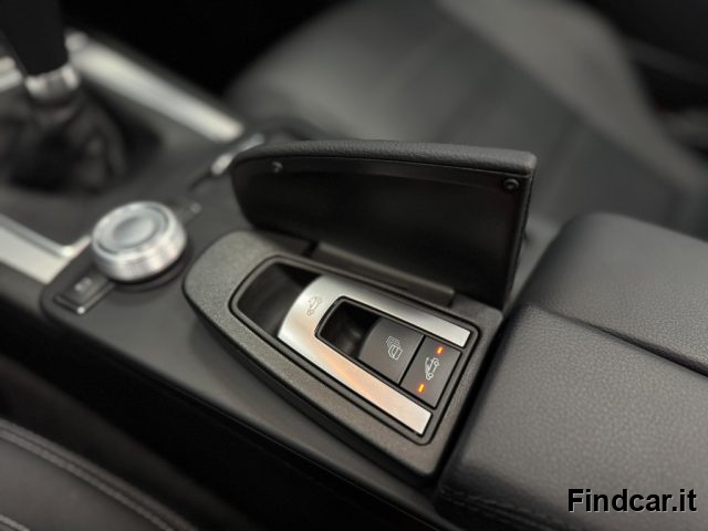 MERCEDES-BENZ E 200 usata, con Sedili riscaldati