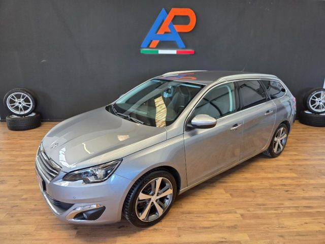 PEUGEOT 308 usata, con Airbag