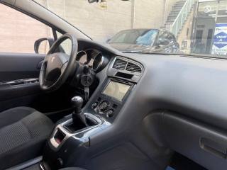 PEUGEOT 5008 usata, con ESP