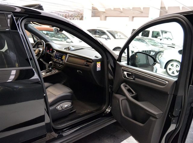 PORSCHE Macan usata, con Airbag Passeggero
