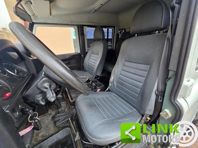 LAND ROVER Defender usata, con Climatizzatore