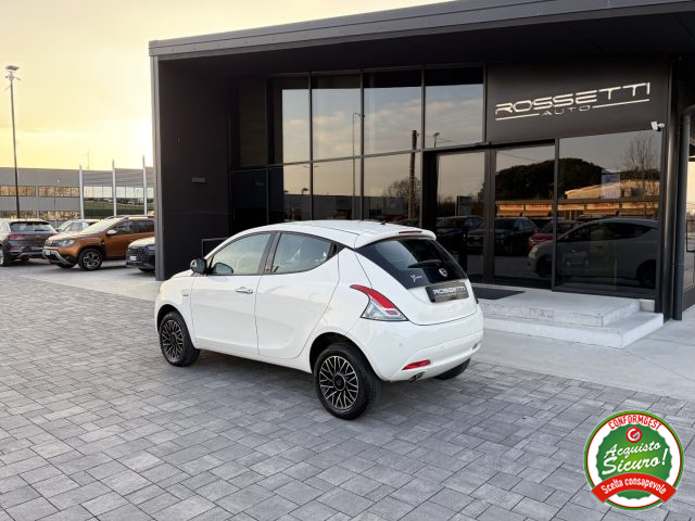 LANCIA Ypsilon usata, con Controllo trazione