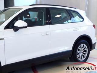 VOLKSWAGEN Touareg usata, con Bracciolo