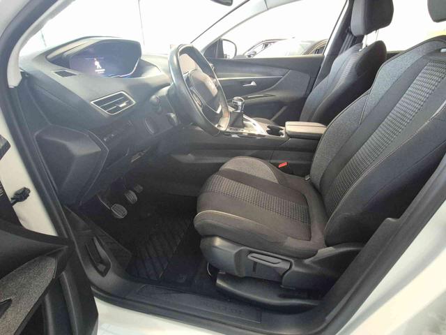 PEUGEOT 5008 usata, con Cruise Control