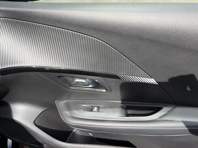 PEUGEOT 208 usata, con Vivavoce