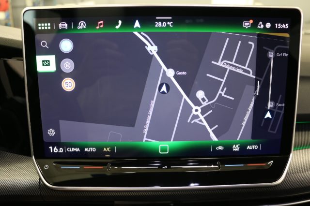 VOLKSWAGEN Golf usata, con Fari LED