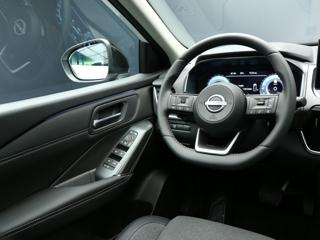 NISSAN Qashqai usata, con Controllo automatico clima