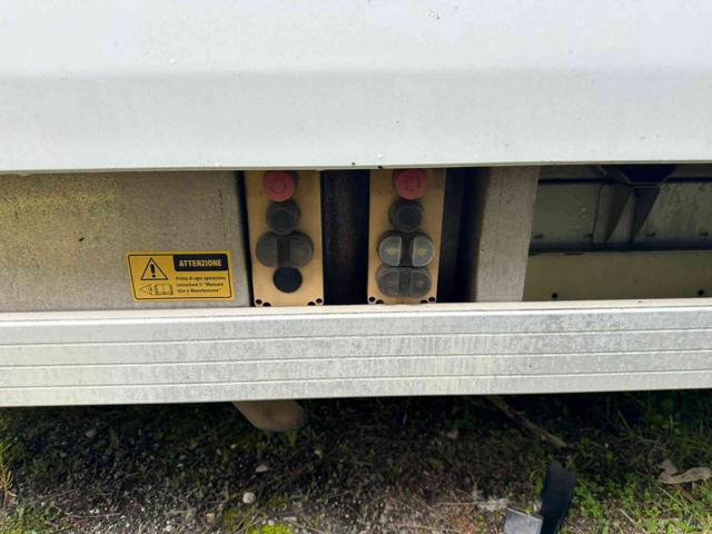 RENAULT Trafic usata 19