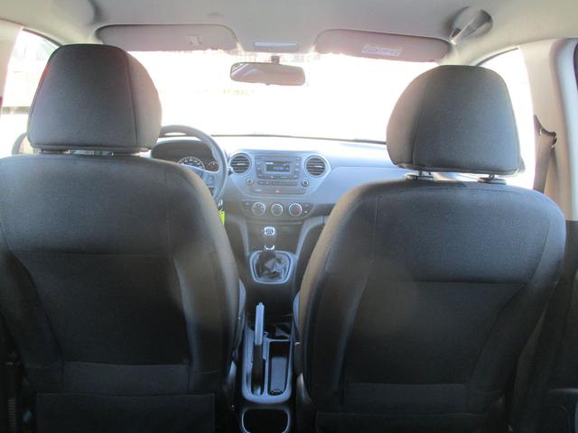 HYUNDAI i10 usata 17