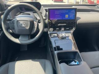 TOYOTA bZ4X usata, con Climatizzatore