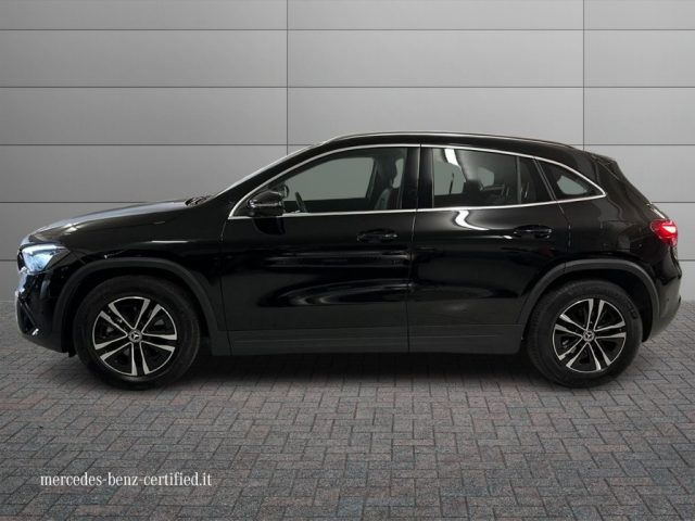MERCEDES-BENZ GLA 180 usata, con Autoradio