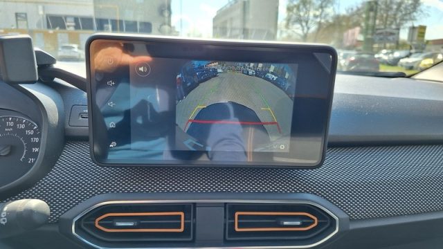 DACIA Sandero usata, con Specchietti laterali elettrici