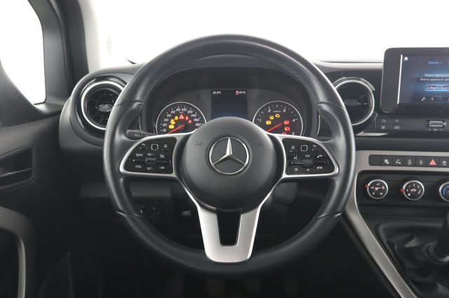MERCEDES-BENZ CLA usata 11