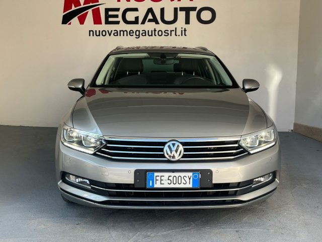 VOLKSWAGEN Passat Variant usata, con Airbag
