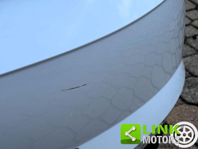 VOLKSWAGEN Polo usata, con Sedile posteriore sdoppiato