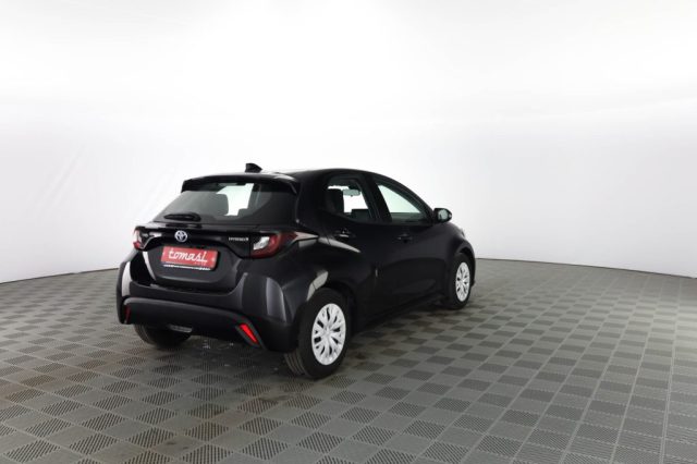 TOYOTA Yaris usata 3
