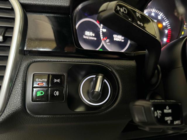 PORSCHE Cayenne usata, con Touch screen