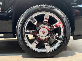 CADILLAC Escalade usata, con Fendinebbia