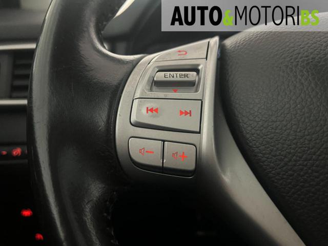 NISSAN Qashqai usata, con Lettore CD