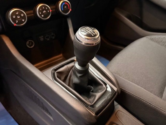 RENAULT Clio usata, con Fari Xenon