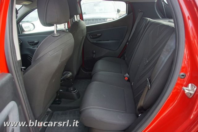 LANCIA Ypsilon usata, con Sedile posteriore sdoppiato
