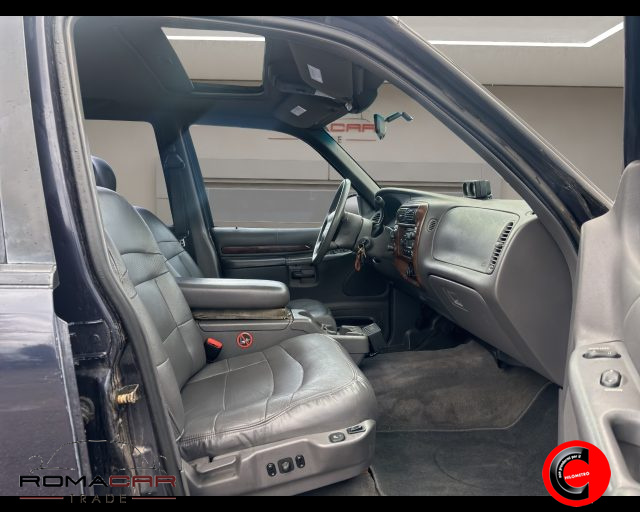 FORD Explorer usata, con Servosterzo