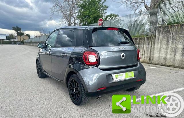 SMART ForFour usata, con Luci diurne LED