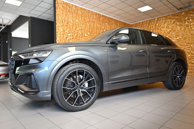 AUDI Q8 usata 90