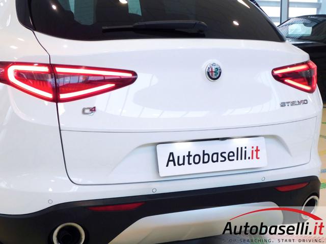 ALFA ROMEO Stelvio usata, con Sensori di parcheggio posteriori