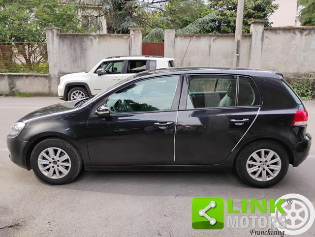 VOLKSWAGEN Golf usata, con Autoradio