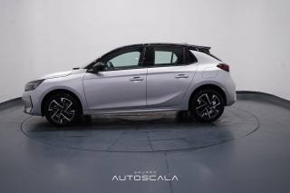 OPEL Corsa usata, con Airbag laterali