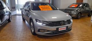 VOLKSWAGEN Passat usata, con Airbag