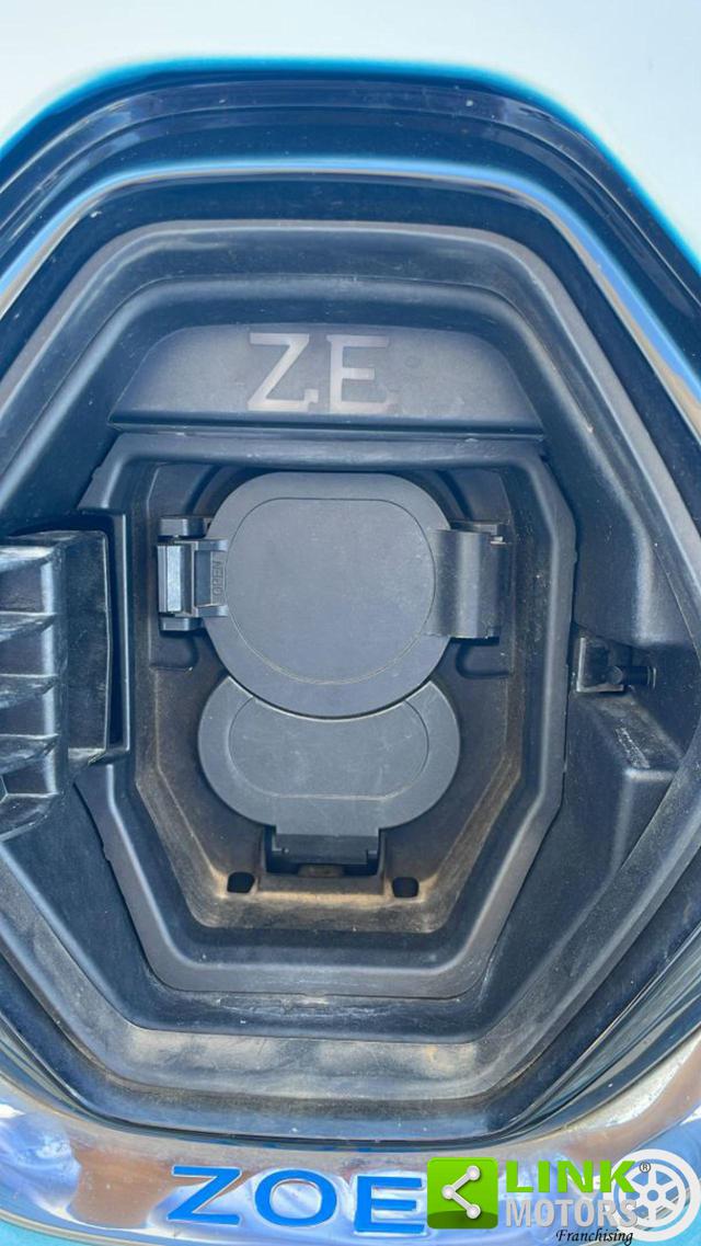 RENAULT ZOE usata 13