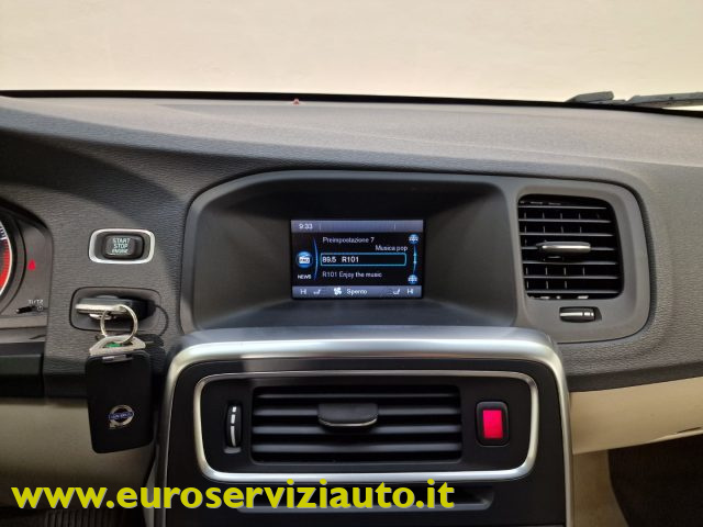 VOLVO V60 usata, con Lettore CD