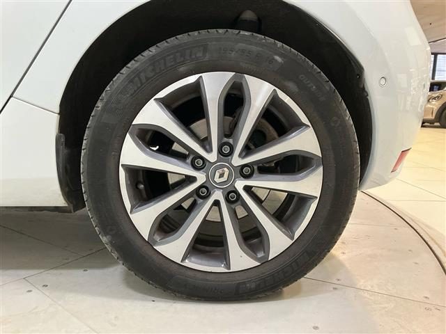 RENAULT ZOE usata, con Autoradio