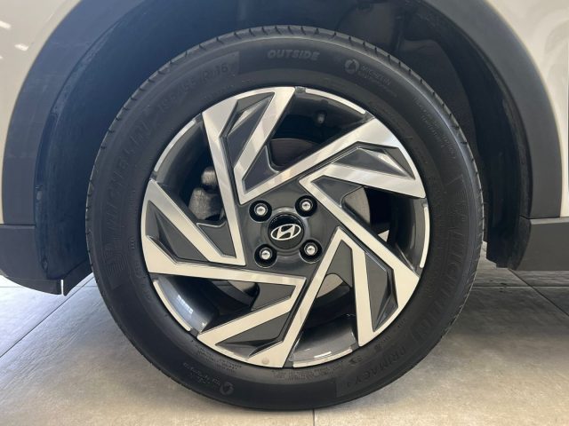 HYUNDAI Bayon usata, con Autoradio