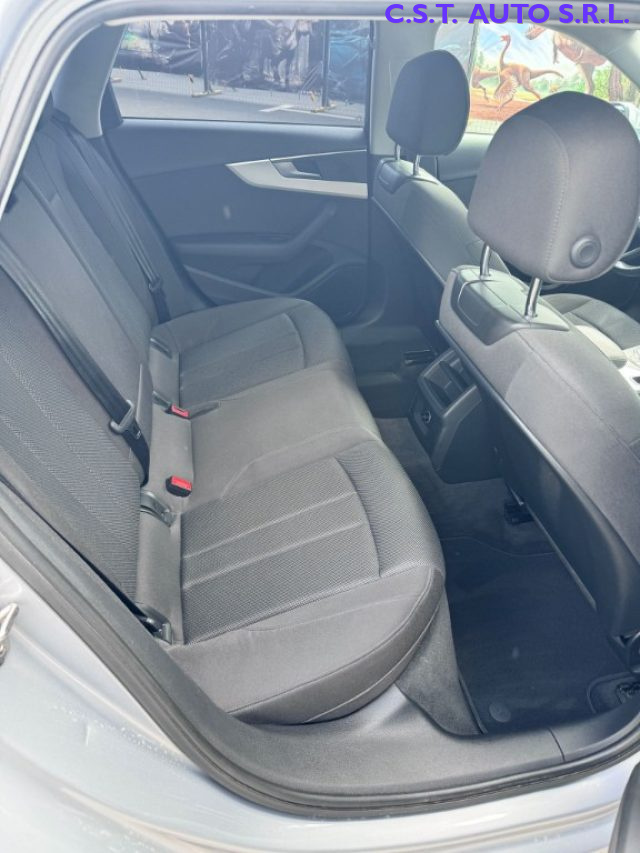 AUDI A4 usata, con Controllo trazione